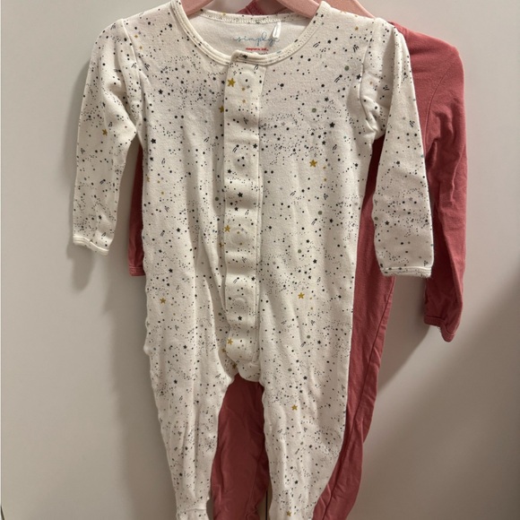 Magnetic Me 2 onesies Footies size 9 to 12 months - Picture 1 of 3
